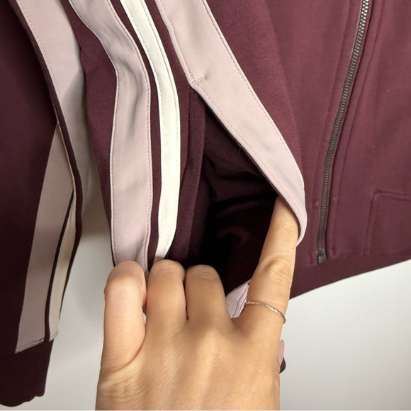 Lululemon Cover Your Tracks Zip Up Jacket - Cassis Burgundy - Size 10 - Picture 7 of 14